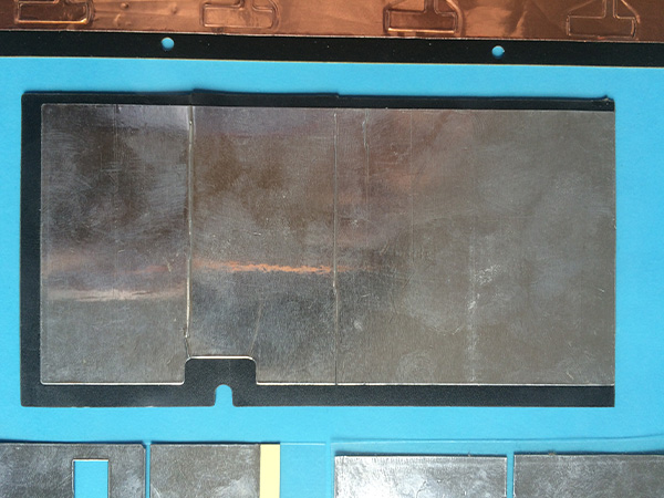 ���β���03